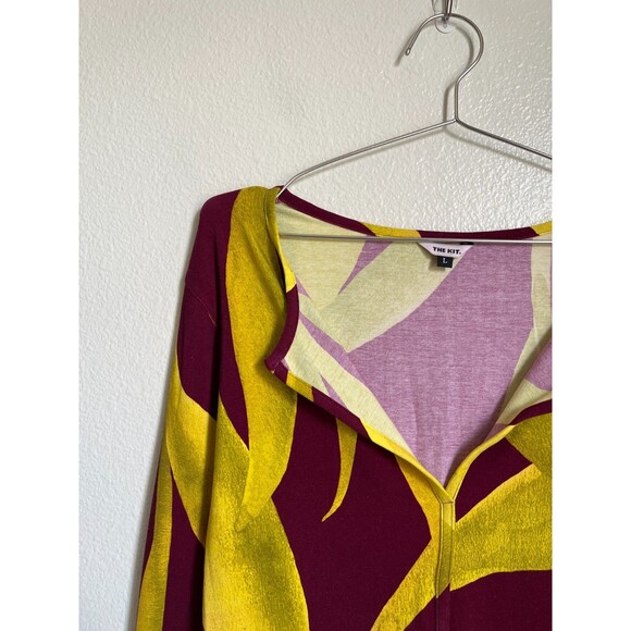 THE KIT. Gisella Henley Top in Cerise Paradise Size LARGE - Picture 2 of 6